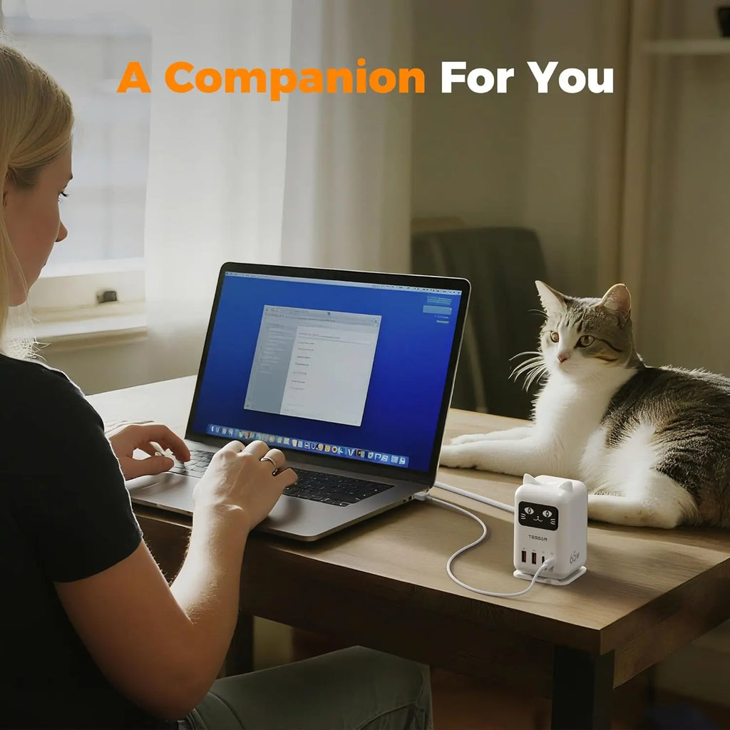 Cute Cat Charging Station – 65W PD USB-C Desktop Charger with 4 USB Ports, Compact Multi-Device Fast Charging Dock for Cellphone, Laptops & Tablets
